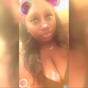 Meet your Posher, Kiera